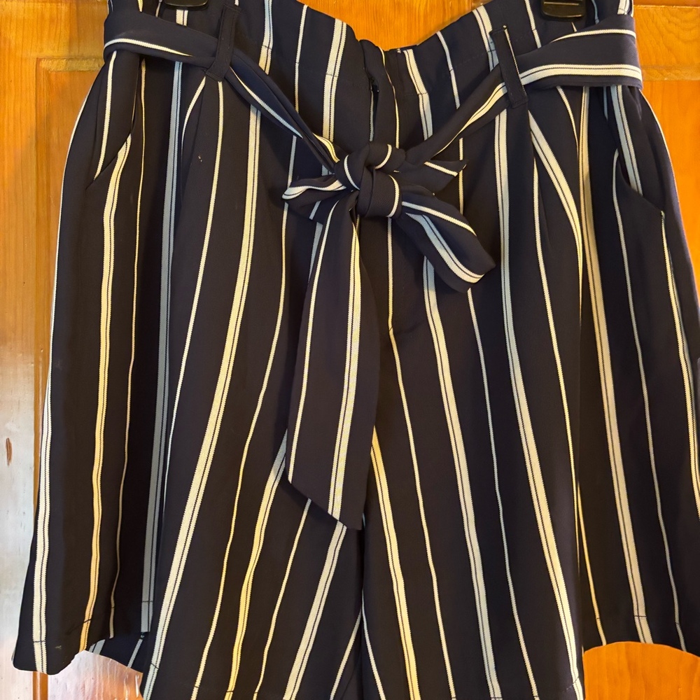 Tribal Jeans Blue/white stripe dress shorts